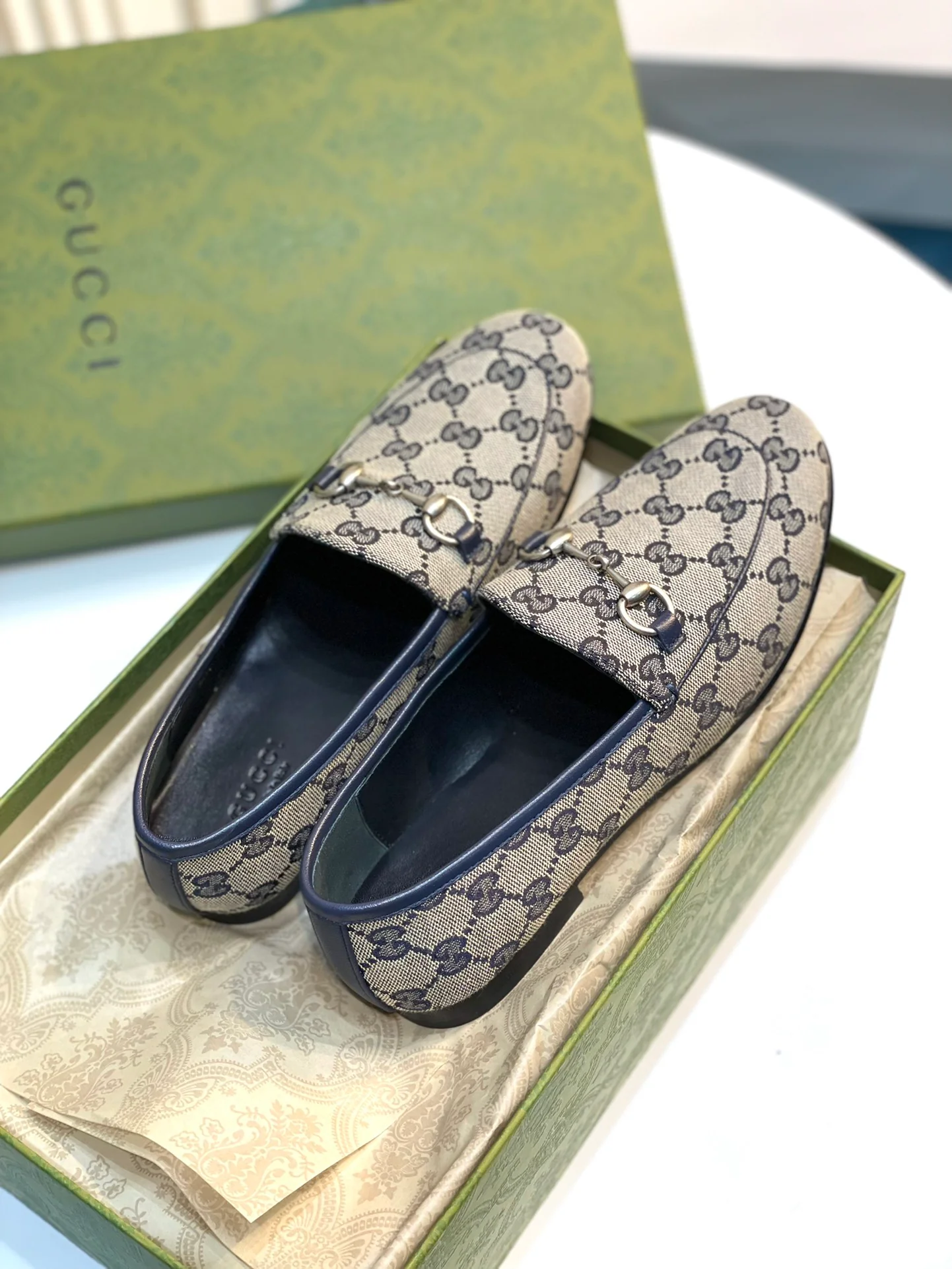 Балетки с монограммой Gucci