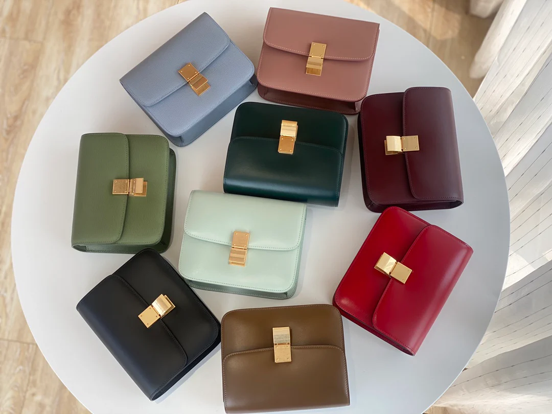 Сумки Celine Box-Tteen из полированной телячьей кожи - изображение из коллекции