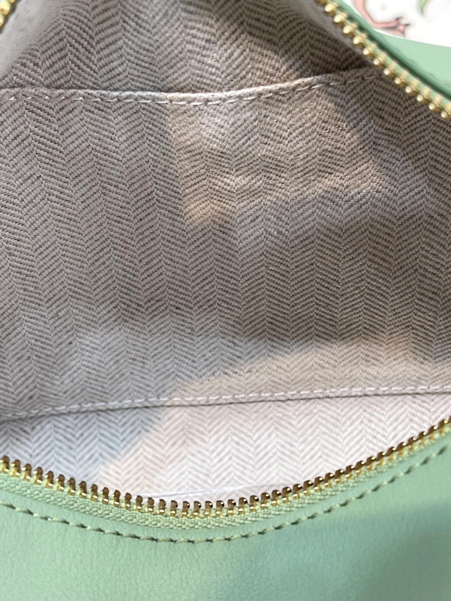 Сумка для обеда Loewe Cubi Avocado Green Panerai из телячьей кожи - 0-5-17-12-5 см