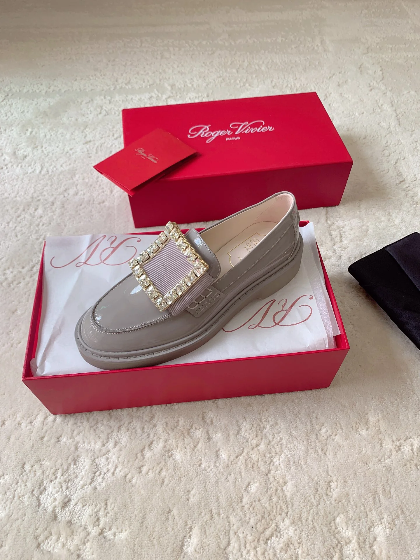 Обувь RV Shoes - Новинка сезона осень/зима 2023 - Лоферы ?Макарон? - Глянцевый серый