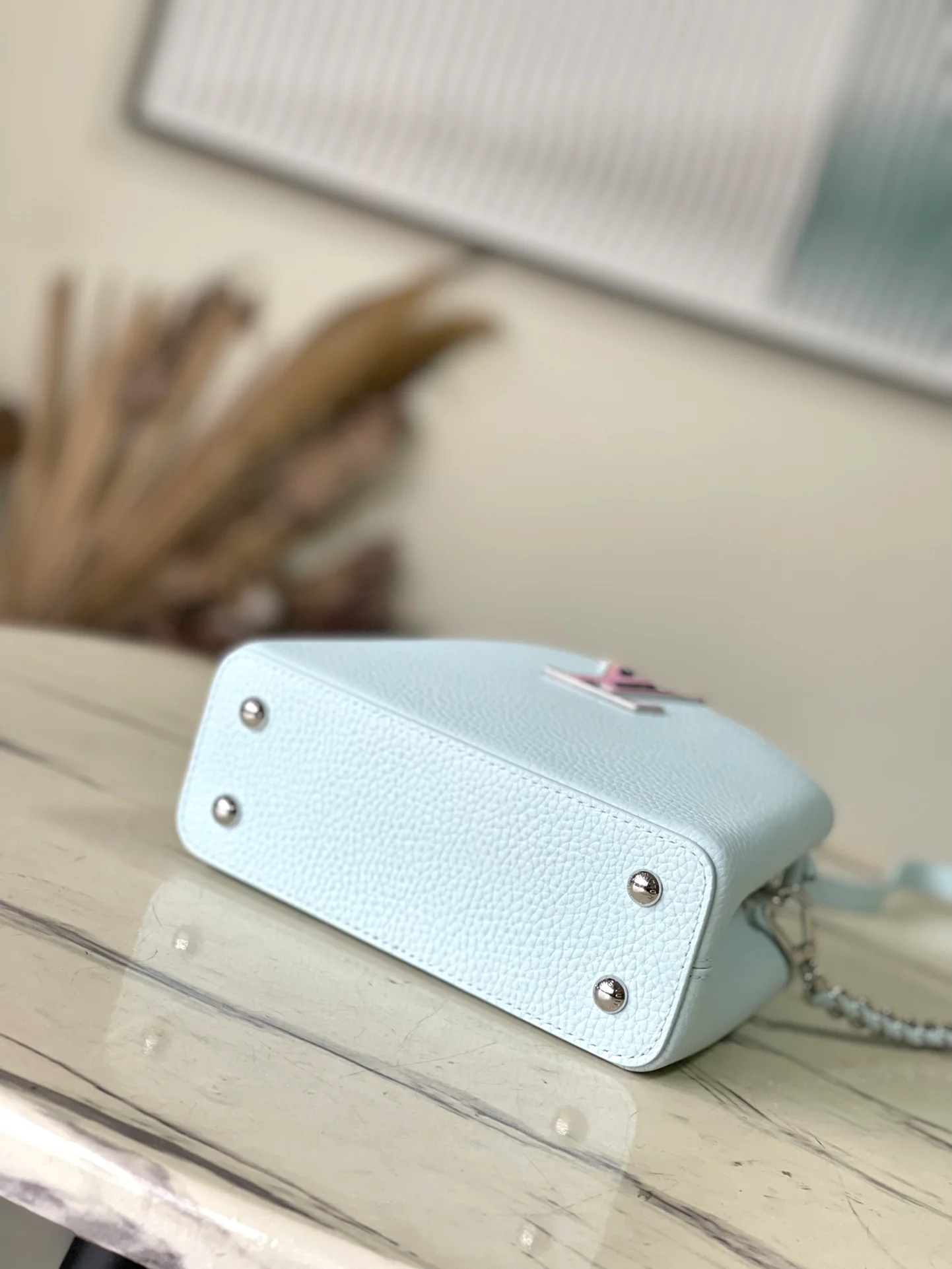 m23289-LV-capucines-mini-handbag/crossbody bag-light blue