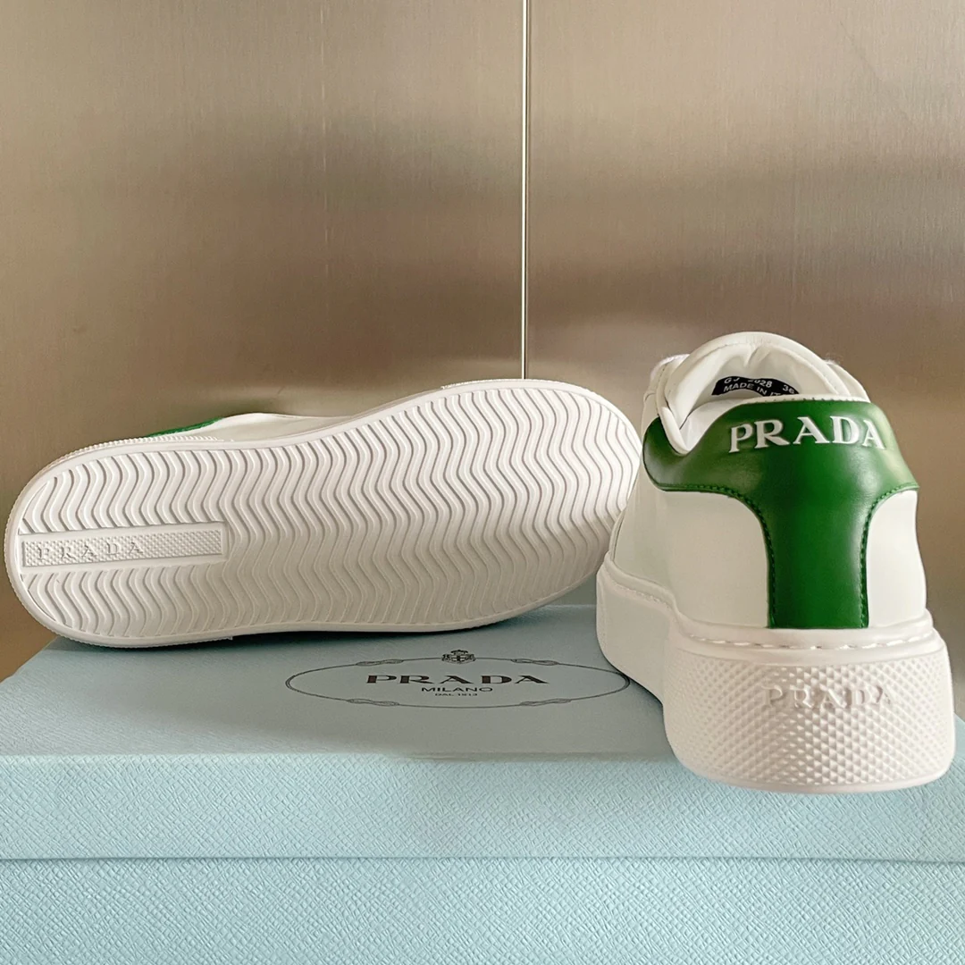 Prada - Новинки ранней весны 2022 года - Повседневные туфли на платформе - 8