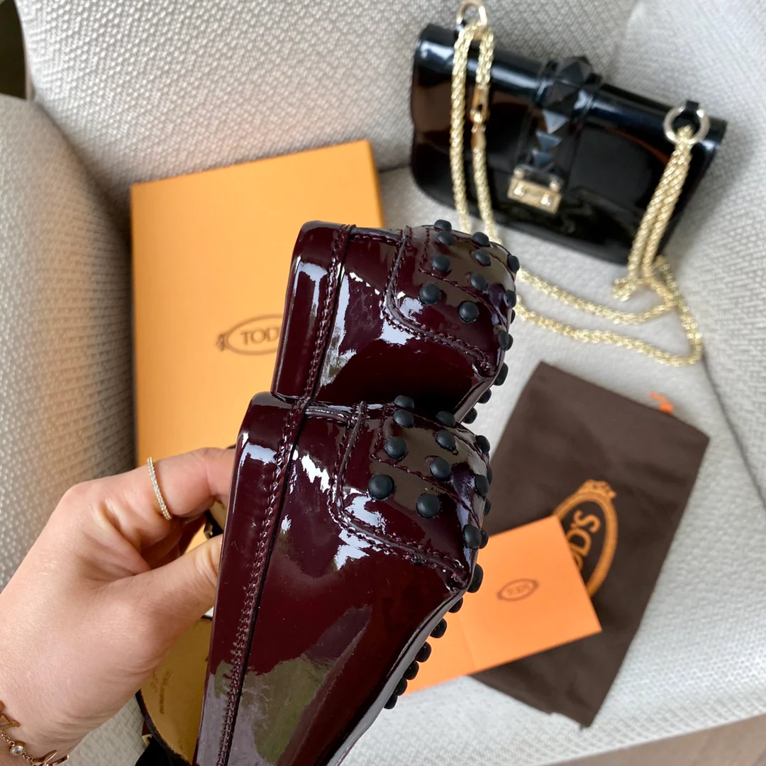 Tods - С кисточками - Футболка оверсайз - Лоферы - Туфли без шнурков