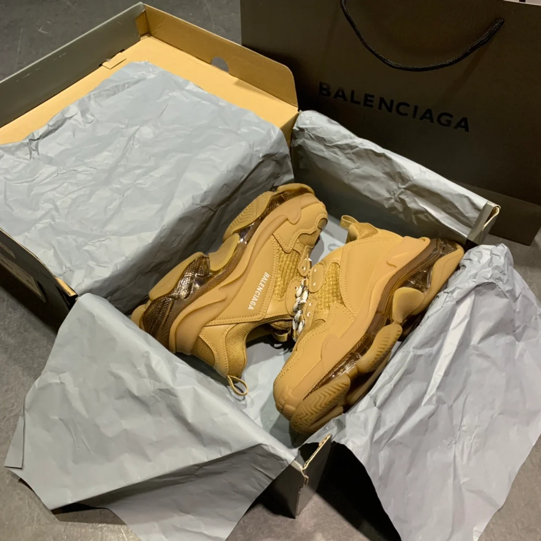 Ли Ши - Папины кроссовки - Землисто-желтый