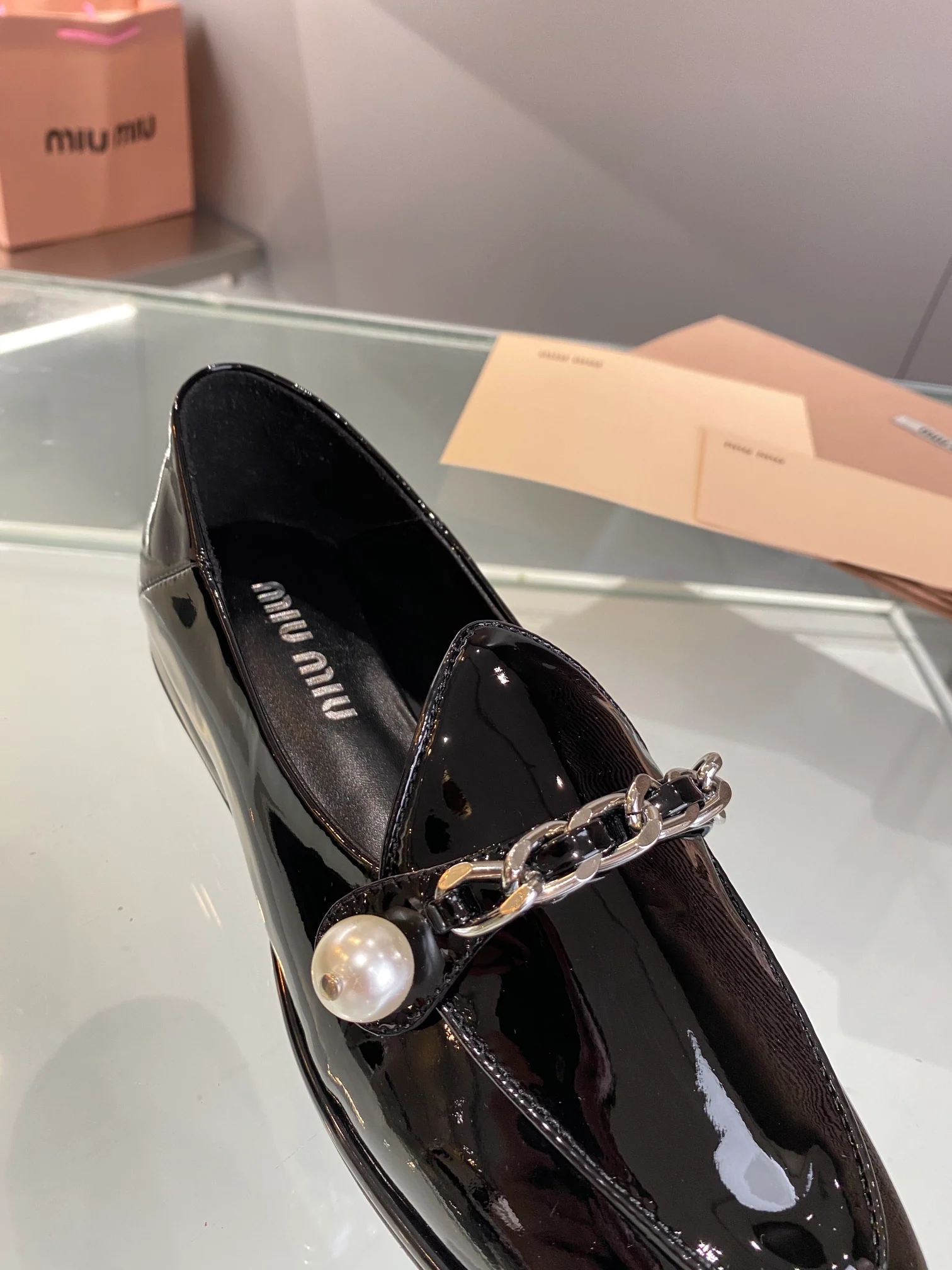 Miu Miu - Новинки сезона осень/зима 2022 - Лоферы