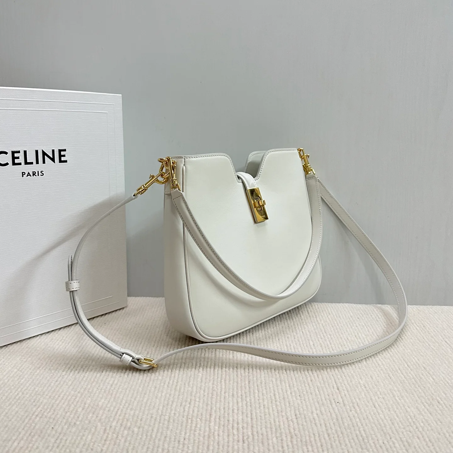 Селин Камиль 16 Мягкий Маленький Белый