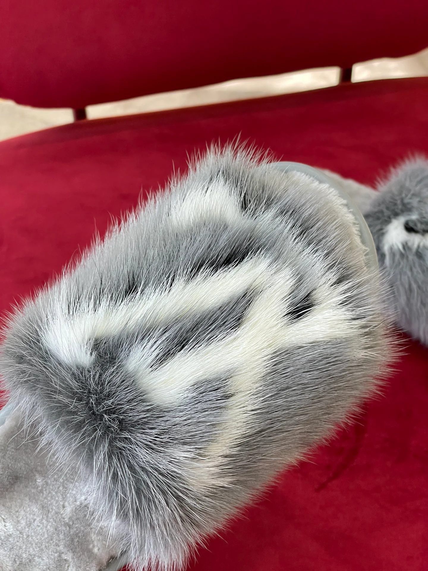 LV - Меховые тапочки из норки - Серые