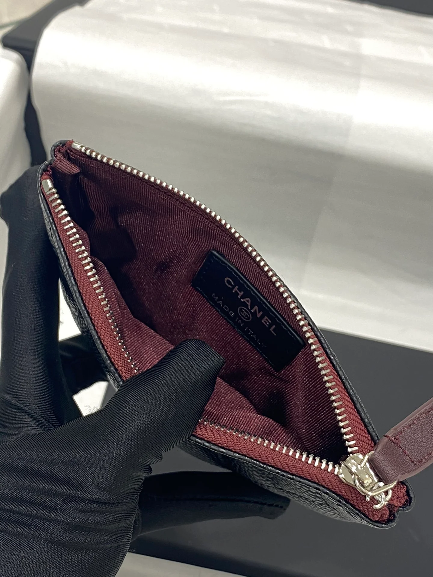 热销款 Chanel-19系列 经典皮革拉链零钱包 黑色银扣