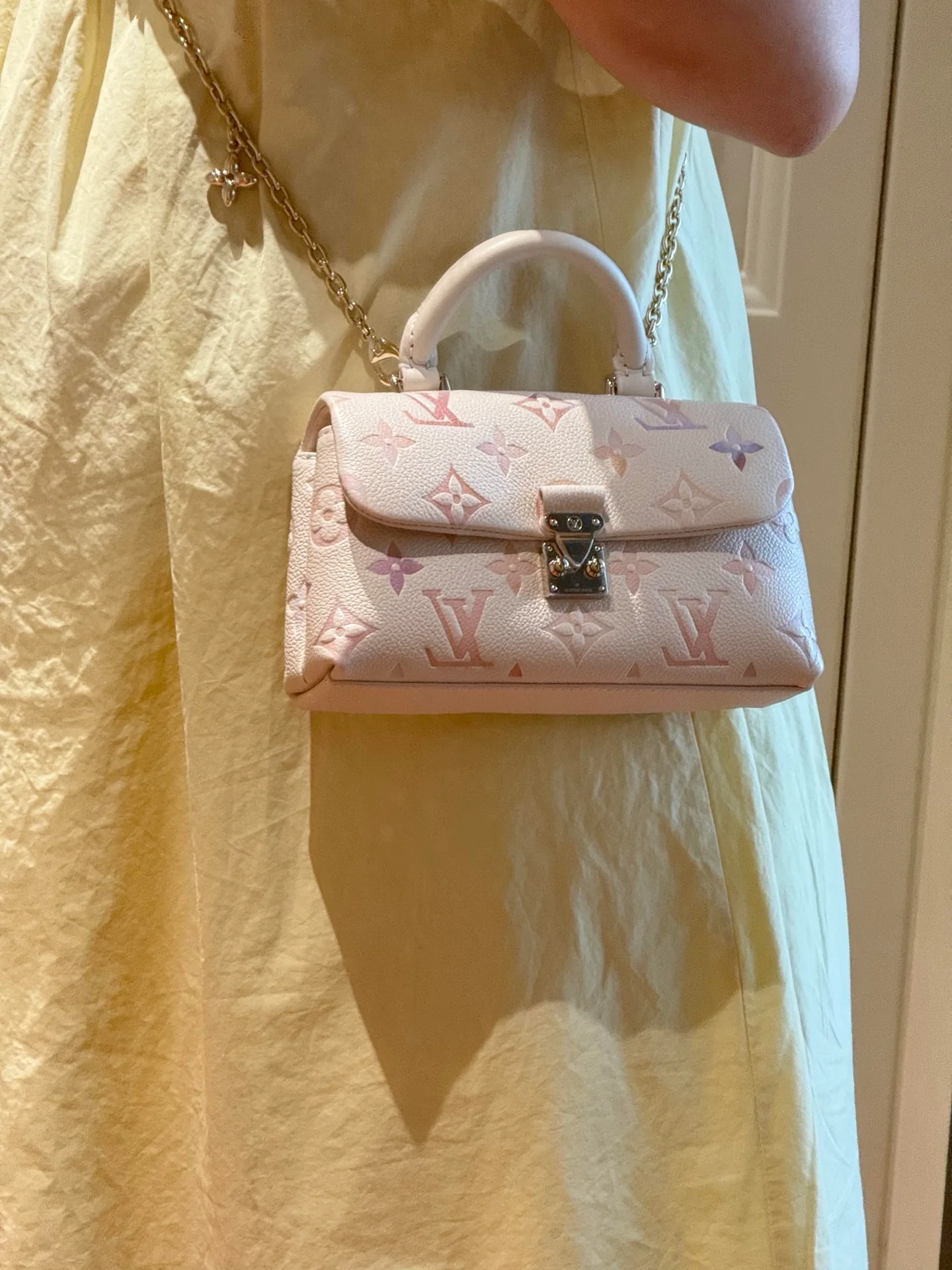 Сумка LV-m25596-nanomadeleine - розово-белая