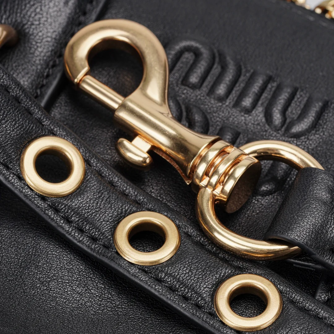 Сумка Miu Miu Aventure из кожи наппа - Черная - Маленькая