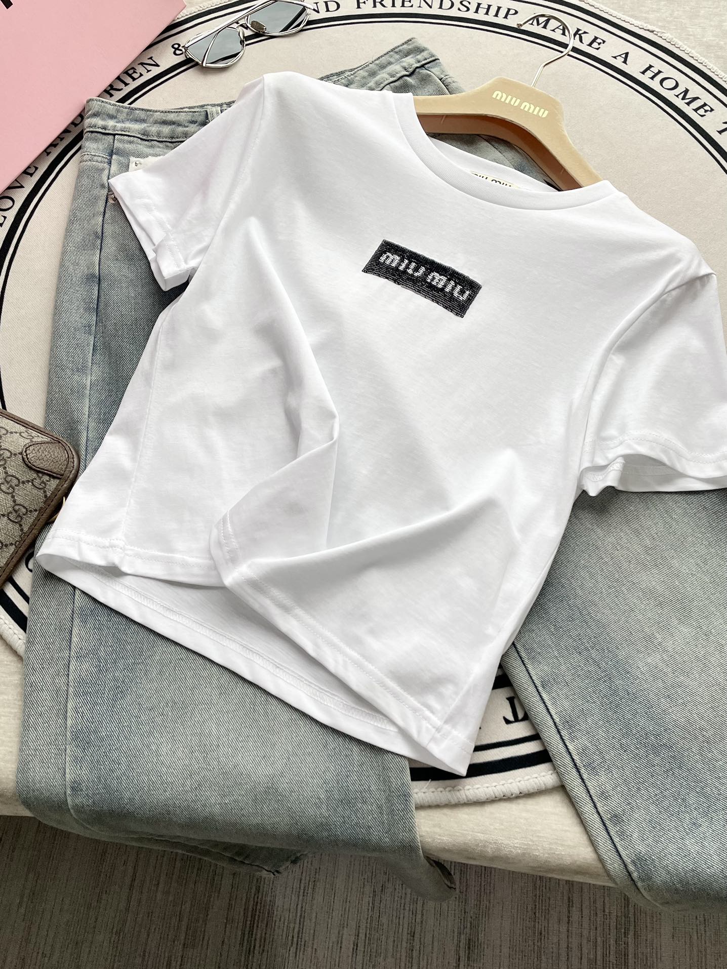 Miu Miu-2404 Однотонная трикотажная хлопковая футболка с коротким рукавом