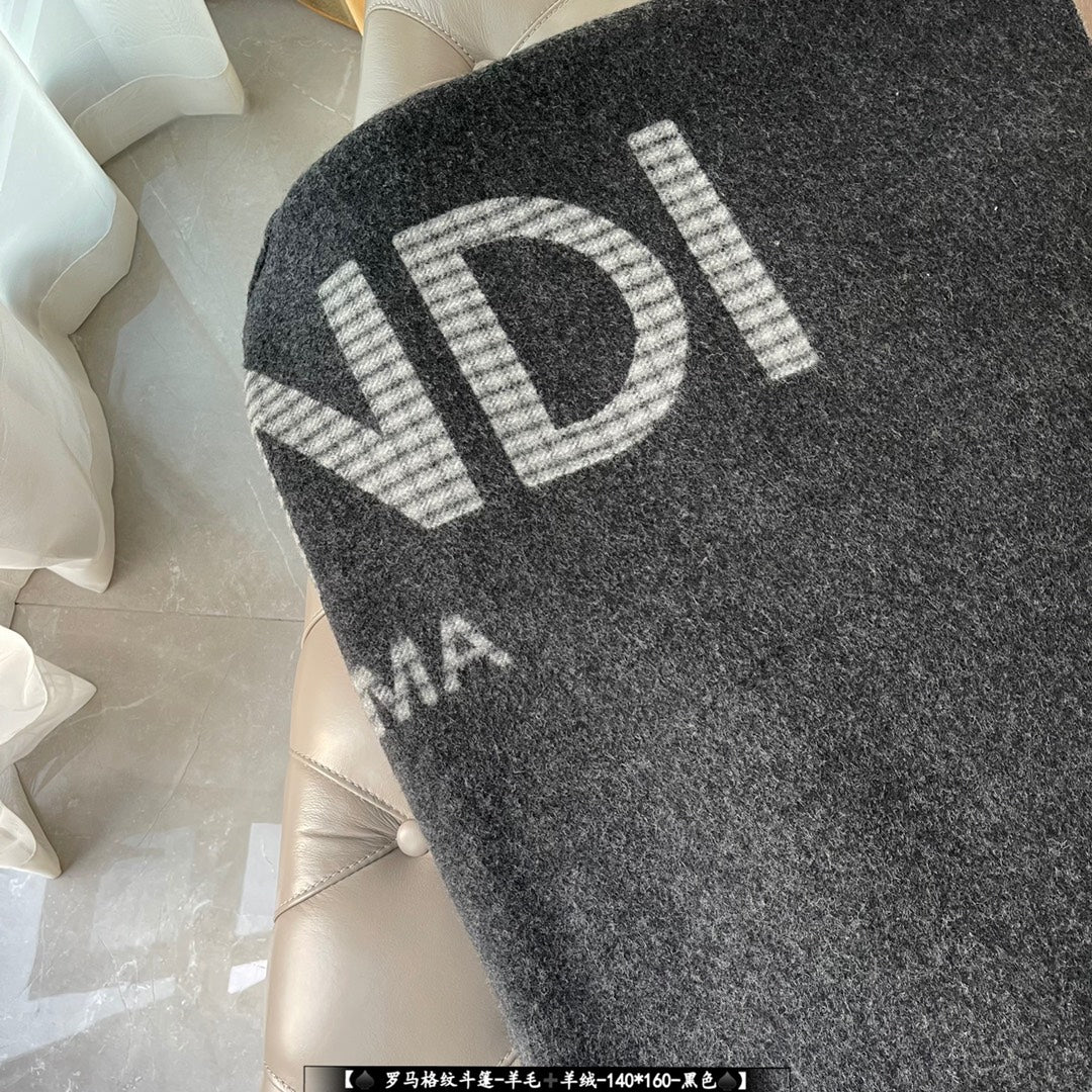 Fendi - Двусторонняя накидка в римскую клетку - 140-160 см - с бахромой - 75 см - шерсть 25 см - кашемир - черный - бежевый