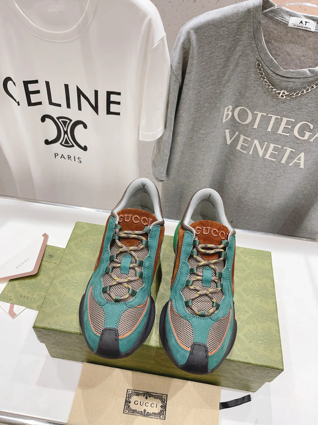 Новинка Gucci 2023 года - Кроссовки - Унисекс - Цвет 