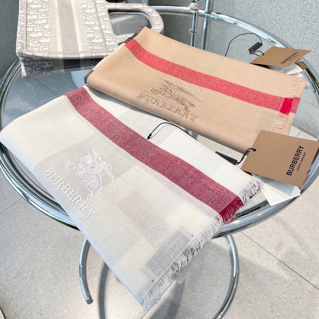 Ультратонкий кашемировый клетчатый шарф Burberry - 1 шт.