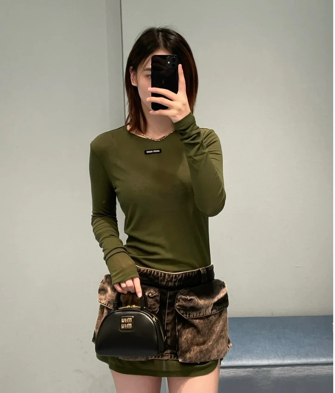 Сумка для боулинга Miu Miu - черная