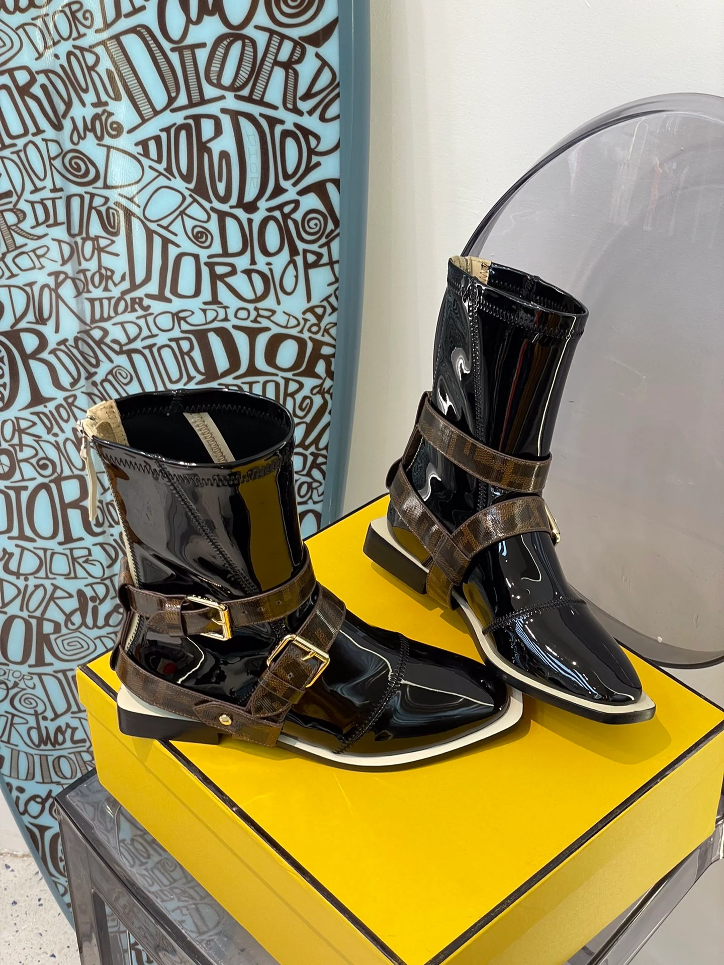 Fendi - Стильные - Британский стиль - Модные ботинки