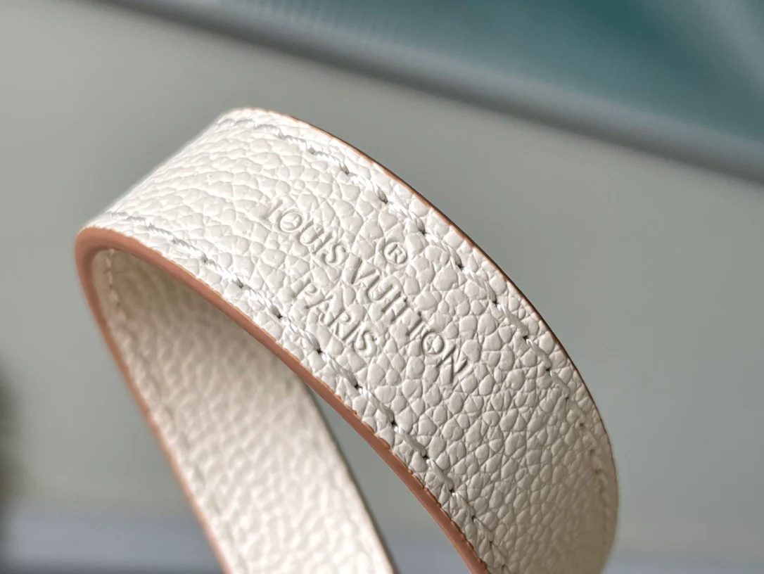 m59459-LV-Grained Epi Leather-Buci Crossbody Bag-Off-White