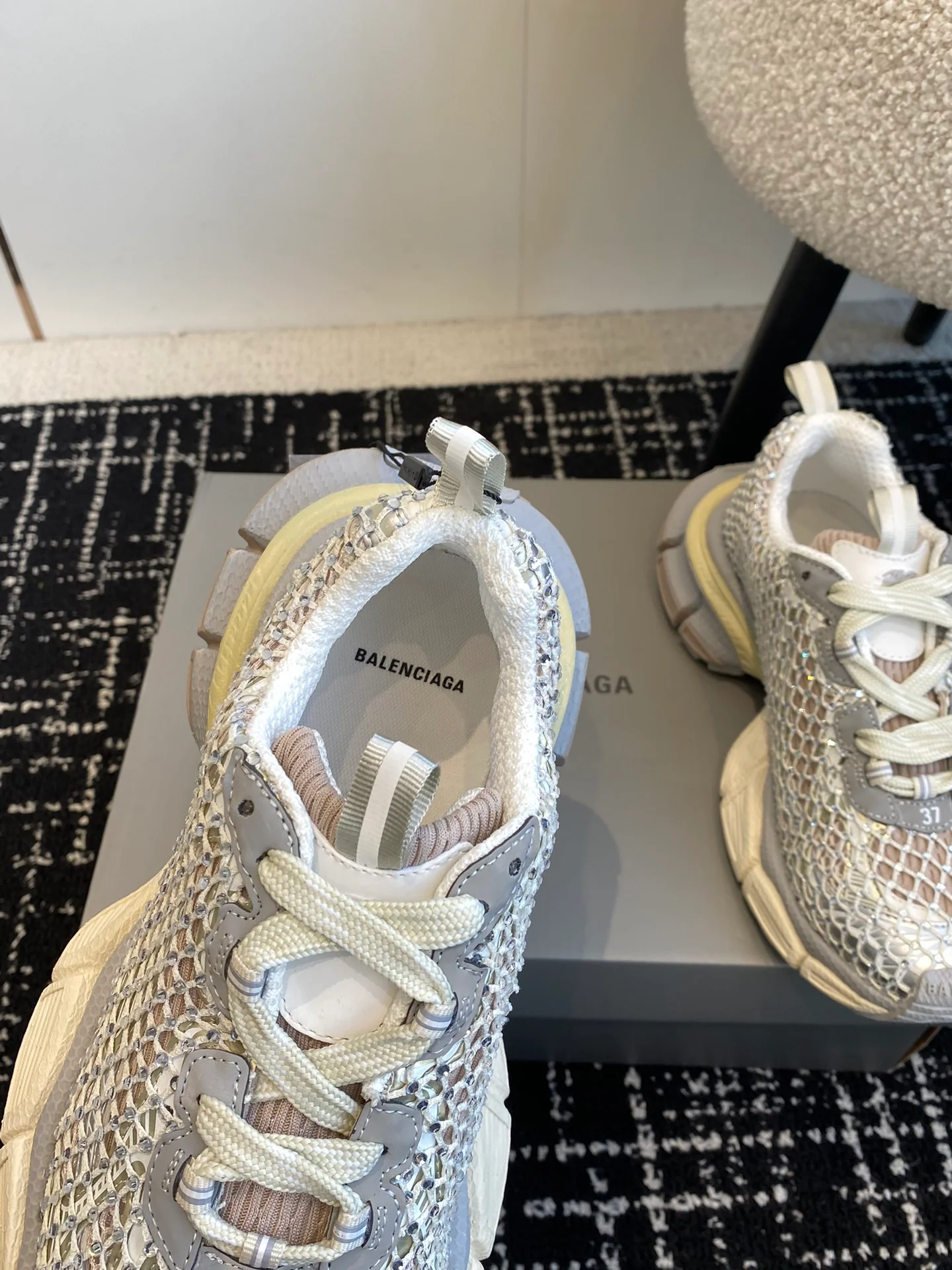 Повседневные туфли Balenciaga 2024 - белые