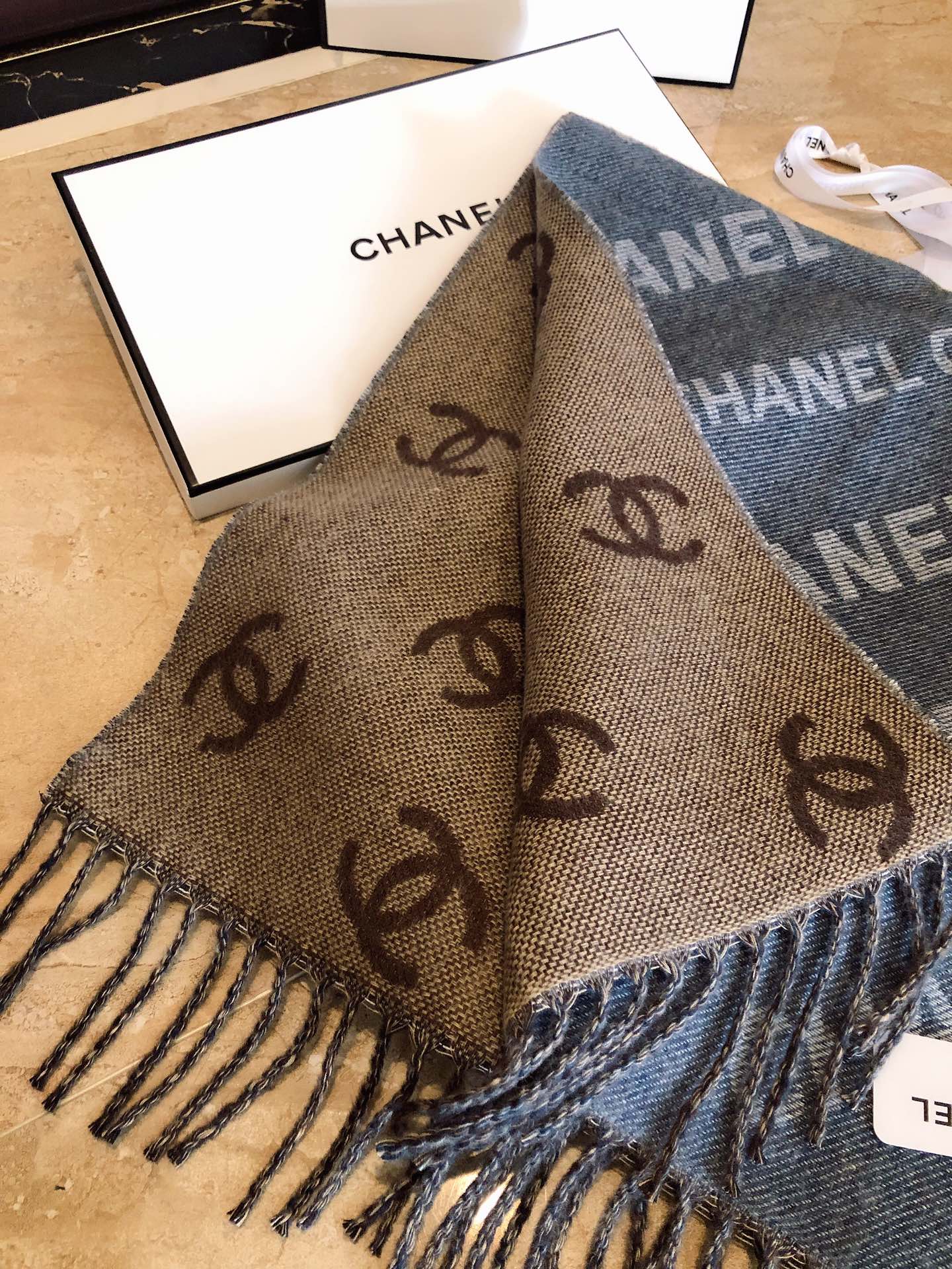 Двусторонний шарф Chanel с буквами - 38 см - 190 см