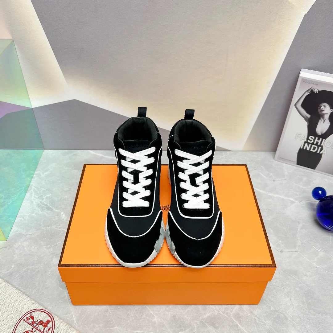 Новинки сезона весна/лето 2023 от Hermes - Высокие повседневные кроссовки - Унисекс - Черно-белые