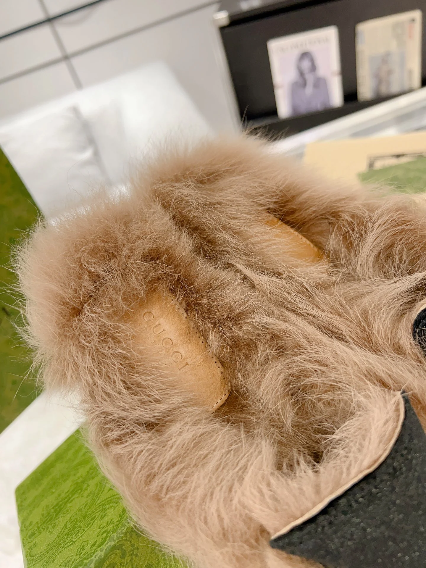 Новинка сезона осень/зима 2023 от Gucci - Тусклые тапочки из тосканской шерсти с закрытым носком