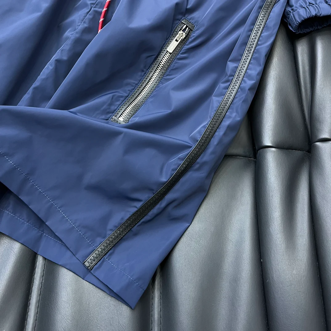 Miu Miu - 2404-24 Новинка: Тонкий нейлоновый комбинезон на молнии - Синий