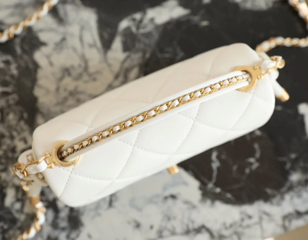 Chanel 25c - Мини-сумочка с узлом и клапаном - Белая с золотой фурнитурой