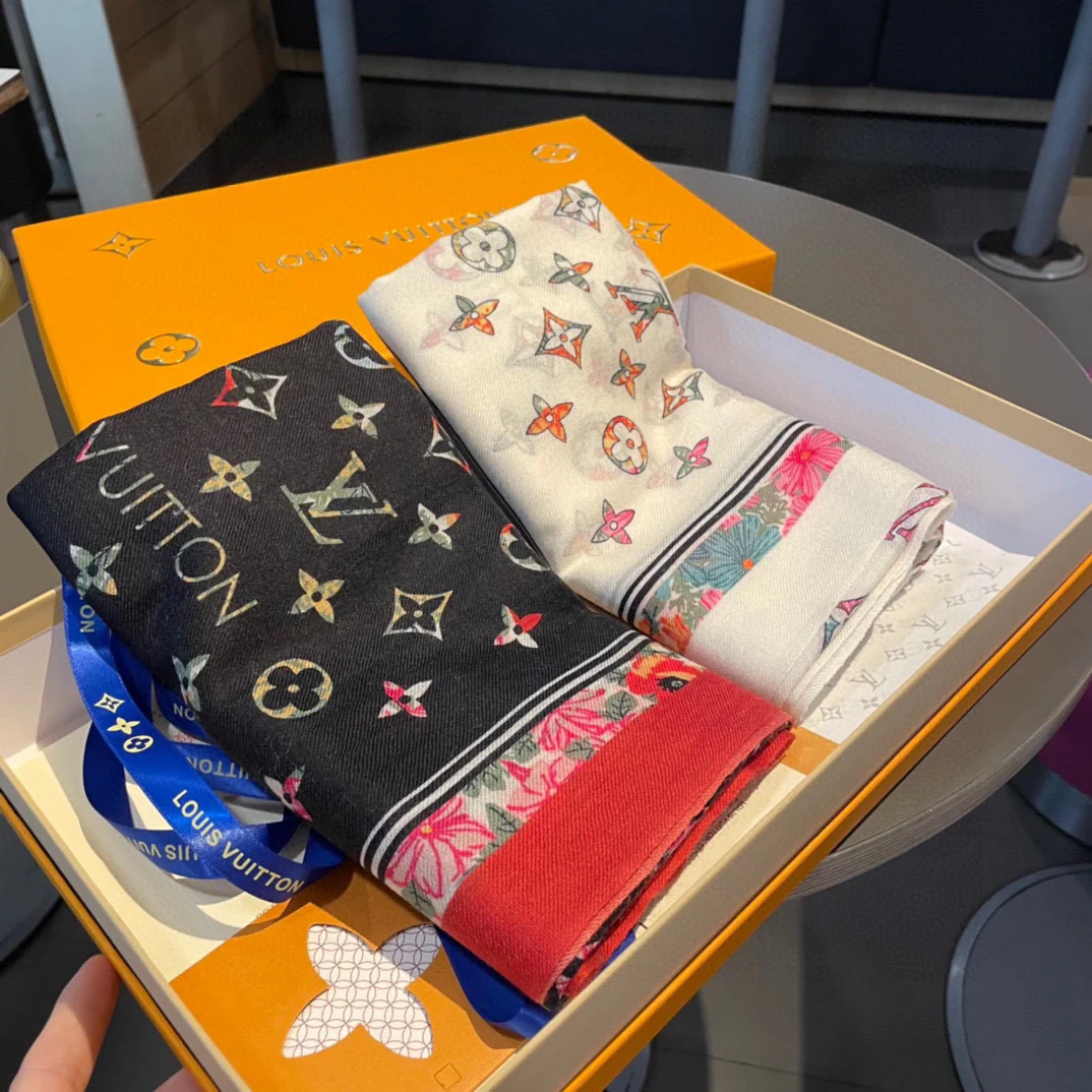 Шелковый шарф LV - 110-200 см - кашемир высшего качества (100%)