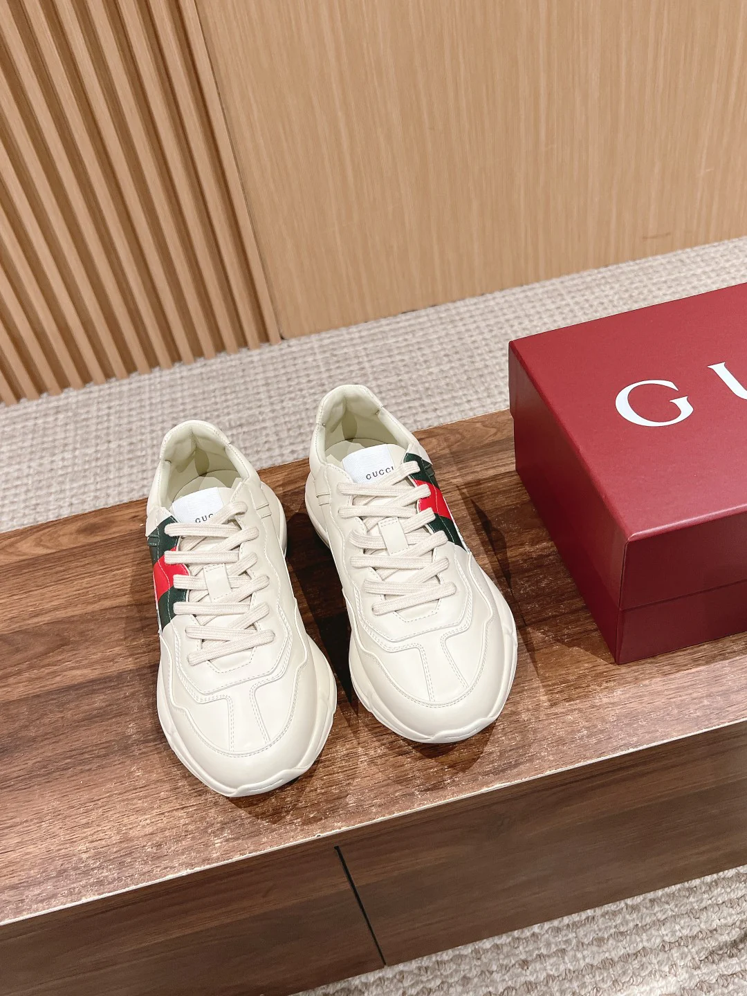 Кроссовки Gucci 2024 Dad Shoes - бежевые