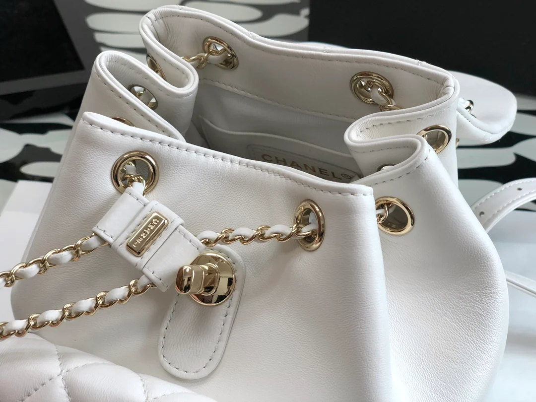 Новая коллекция Chanel ?Ранняя весна 2022? — Рюкзак — 1