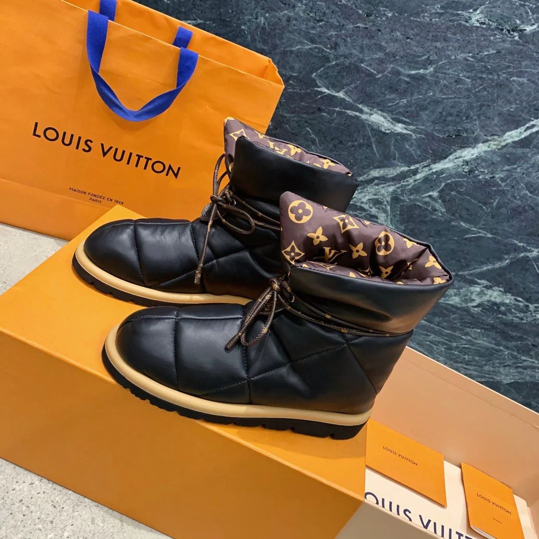 Снежные ботинки LV - черные