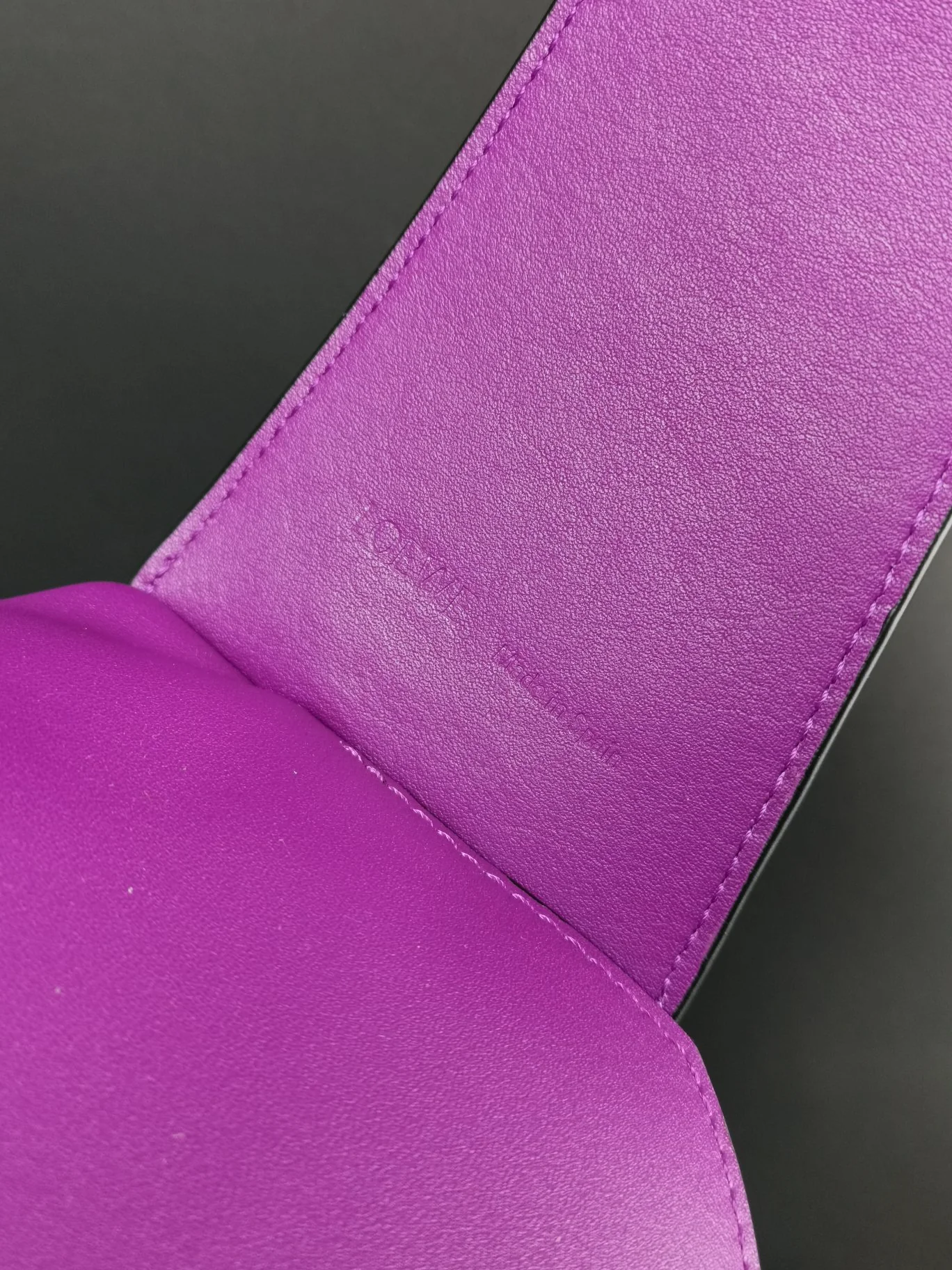 Сумка-хобо Loewe-puzzle-hobo-handbag-3