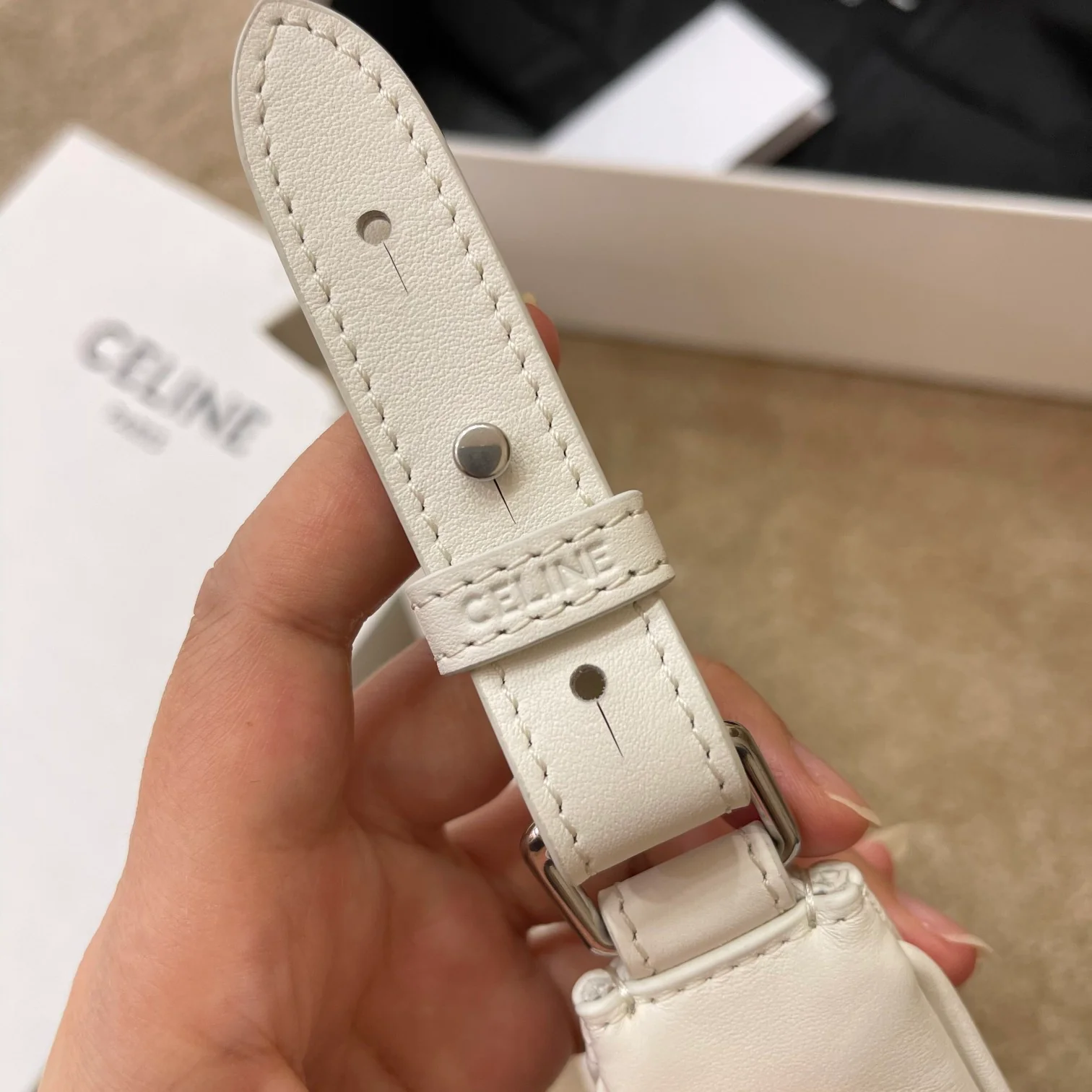 celine-ava сумка подмышки-1