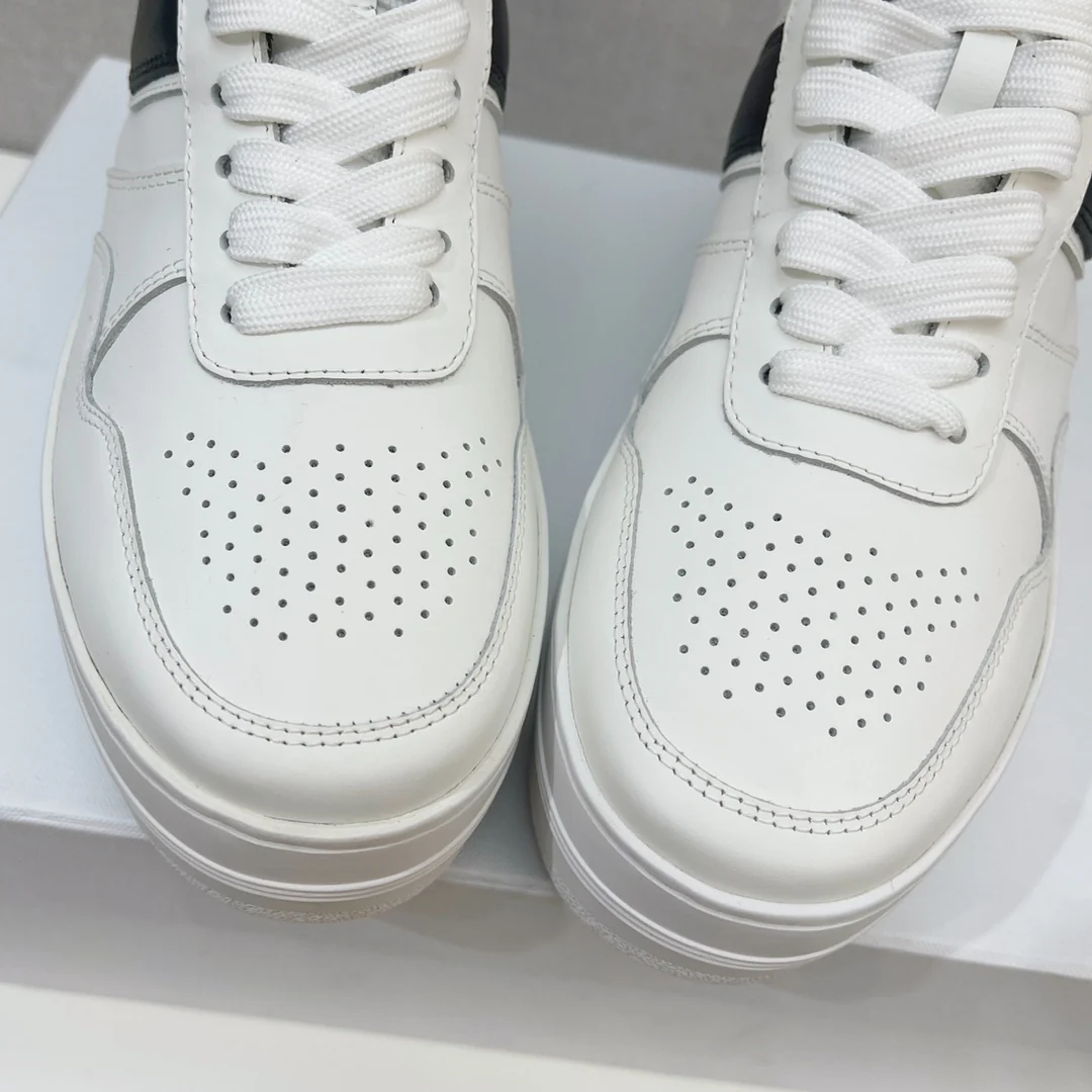 Высокие кроссовки Celine