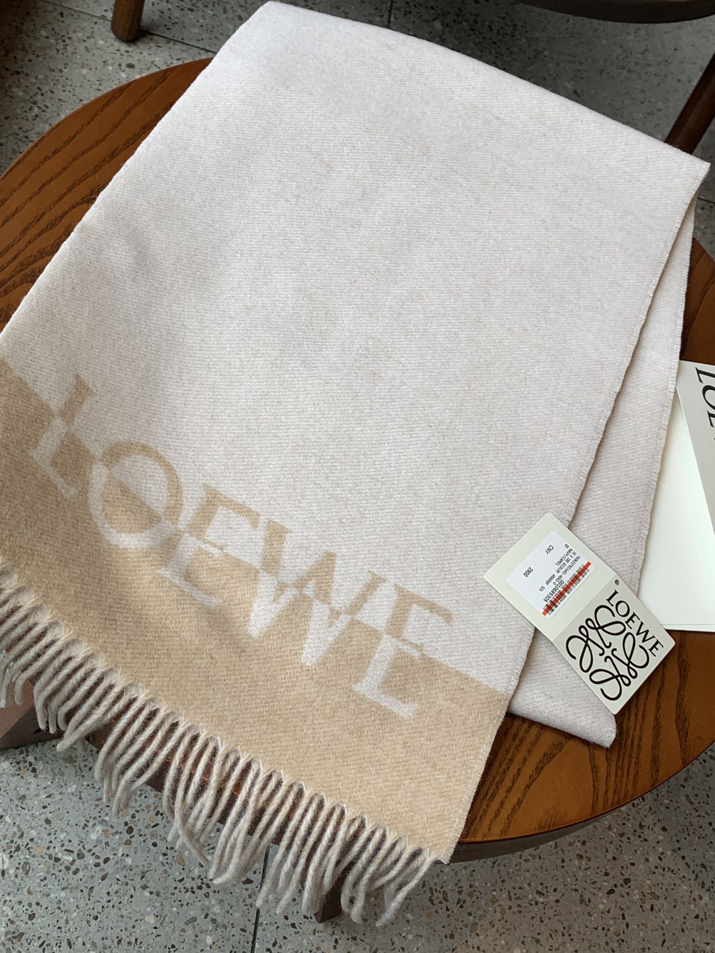 Шарф Lolwei с цветными блоками и кисточками - 90 г - Австралийская шерсть - 10 г - Кашемир - Цвет: кремовый