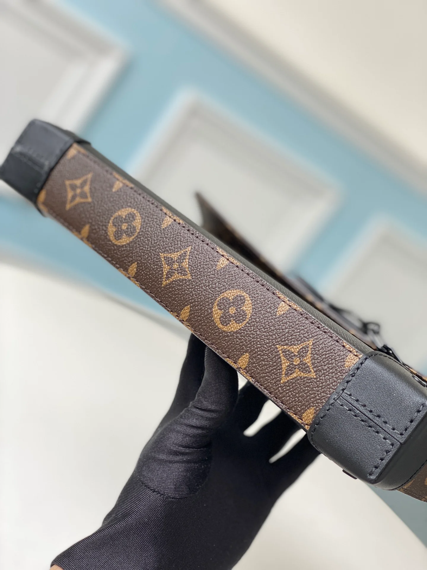 lv-m30583 черная сумка Pochette voyage Steamer