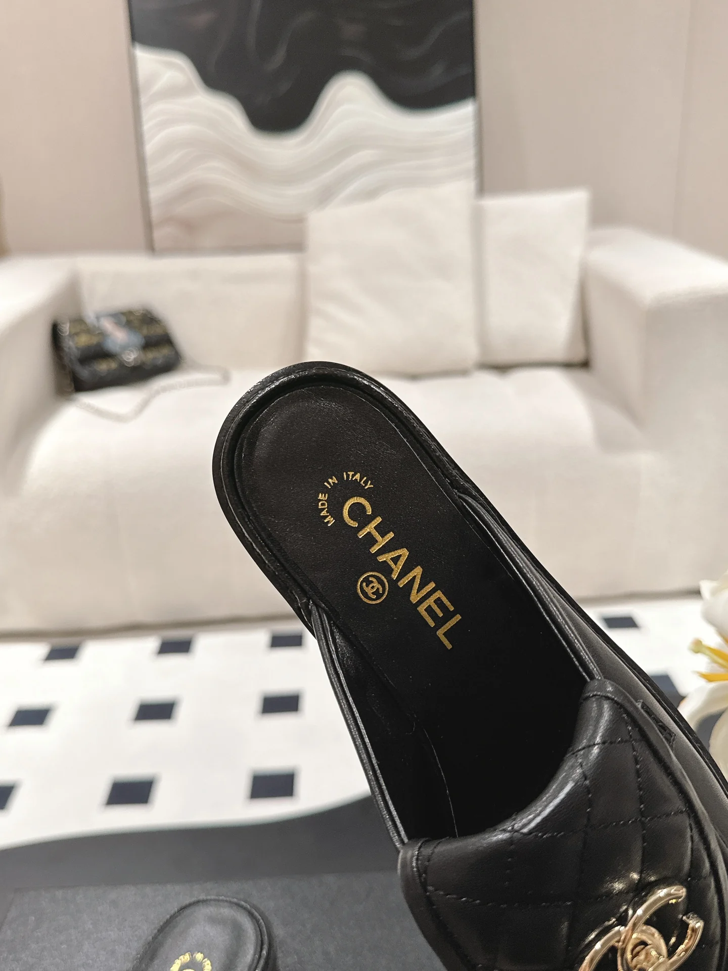 Сандалии Chanel 2024 в клетку - черные