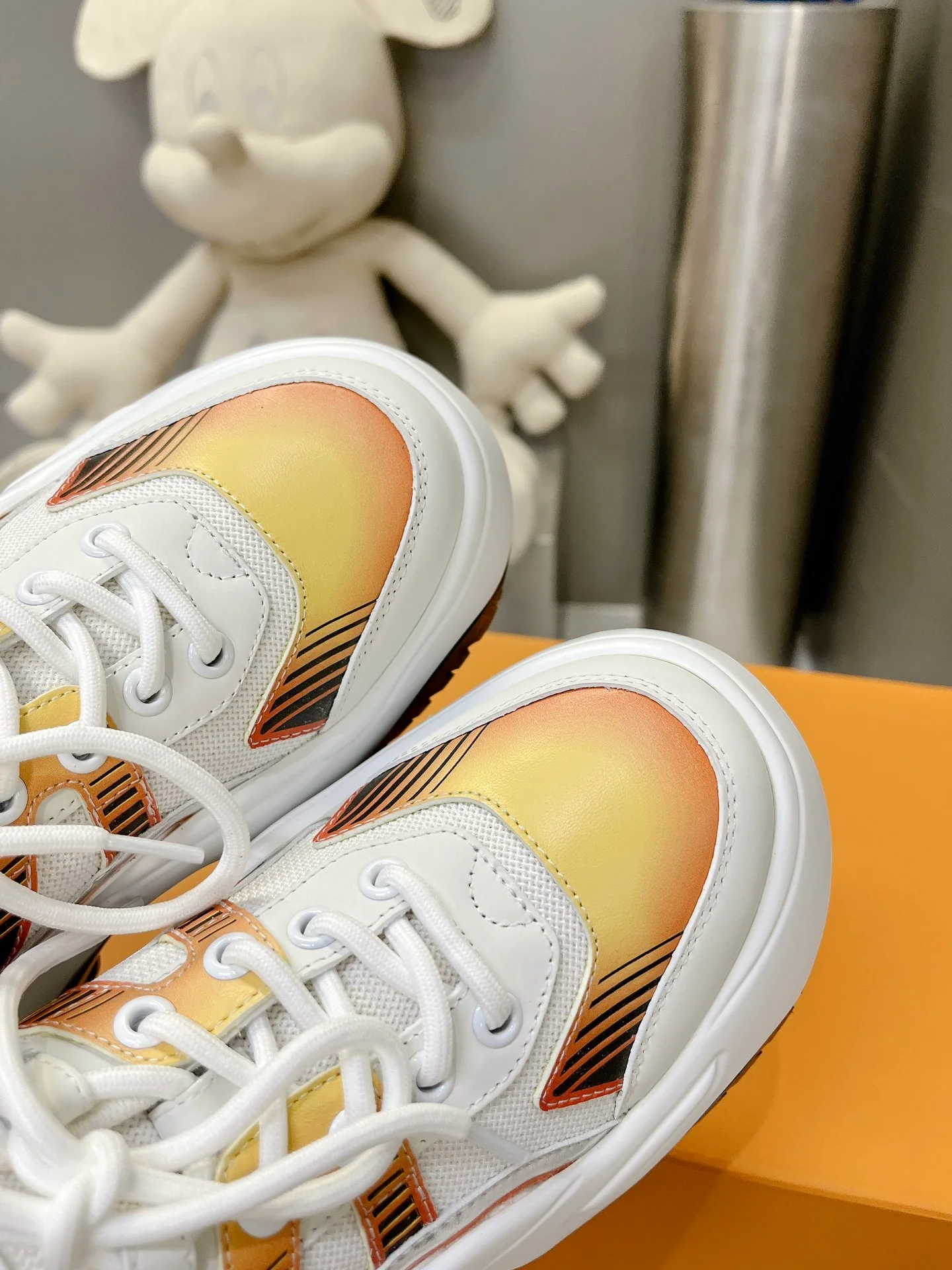 Кроссовки LV Archlight 2-0 Dad Shoes в стиле подиума - Белое золото