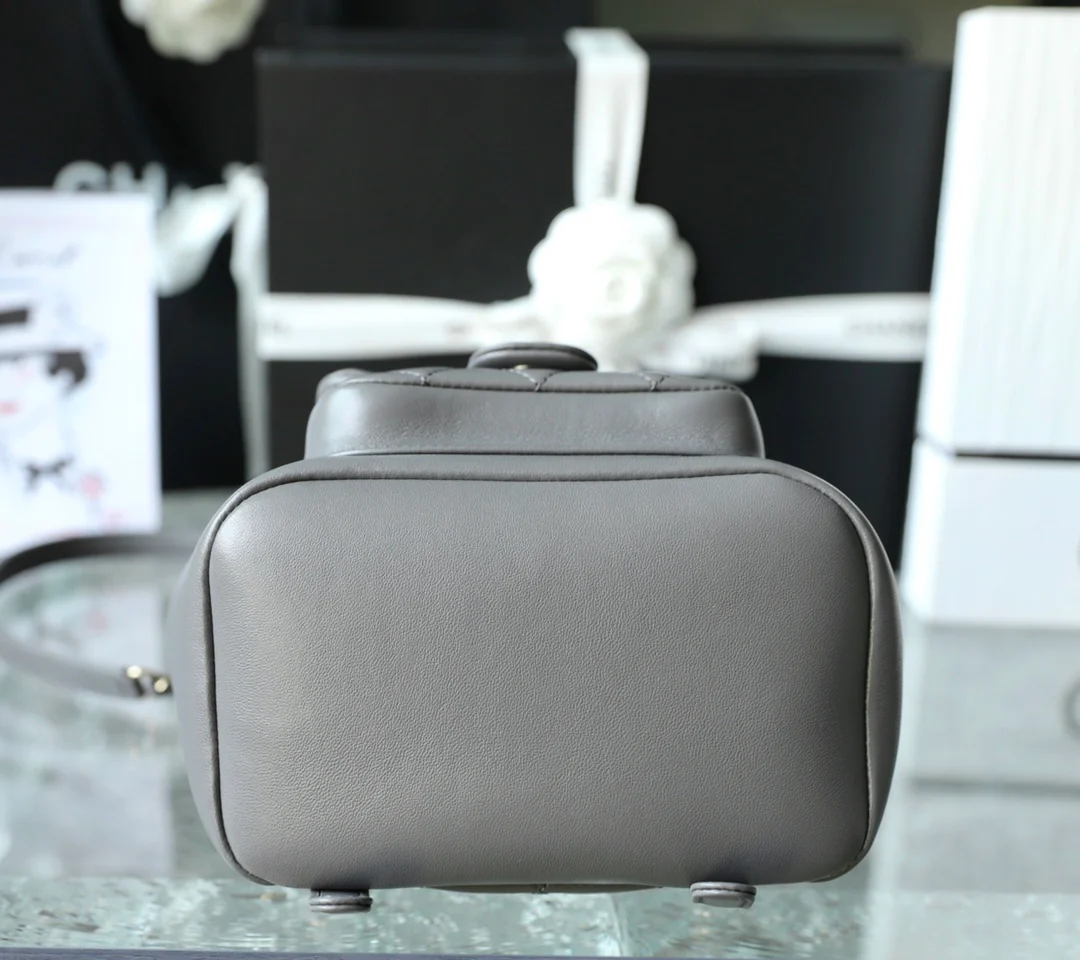 Новая коллекция Chanel ?Ранняя весна 2022? — рюкзак Duma — 1 шт.