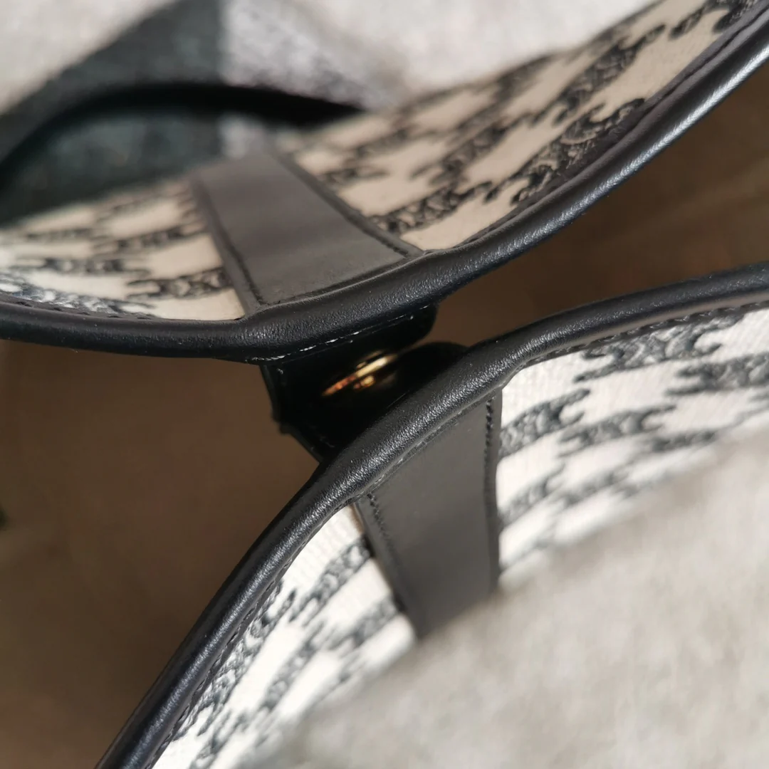 Celine - Вышитая сумка-ведро