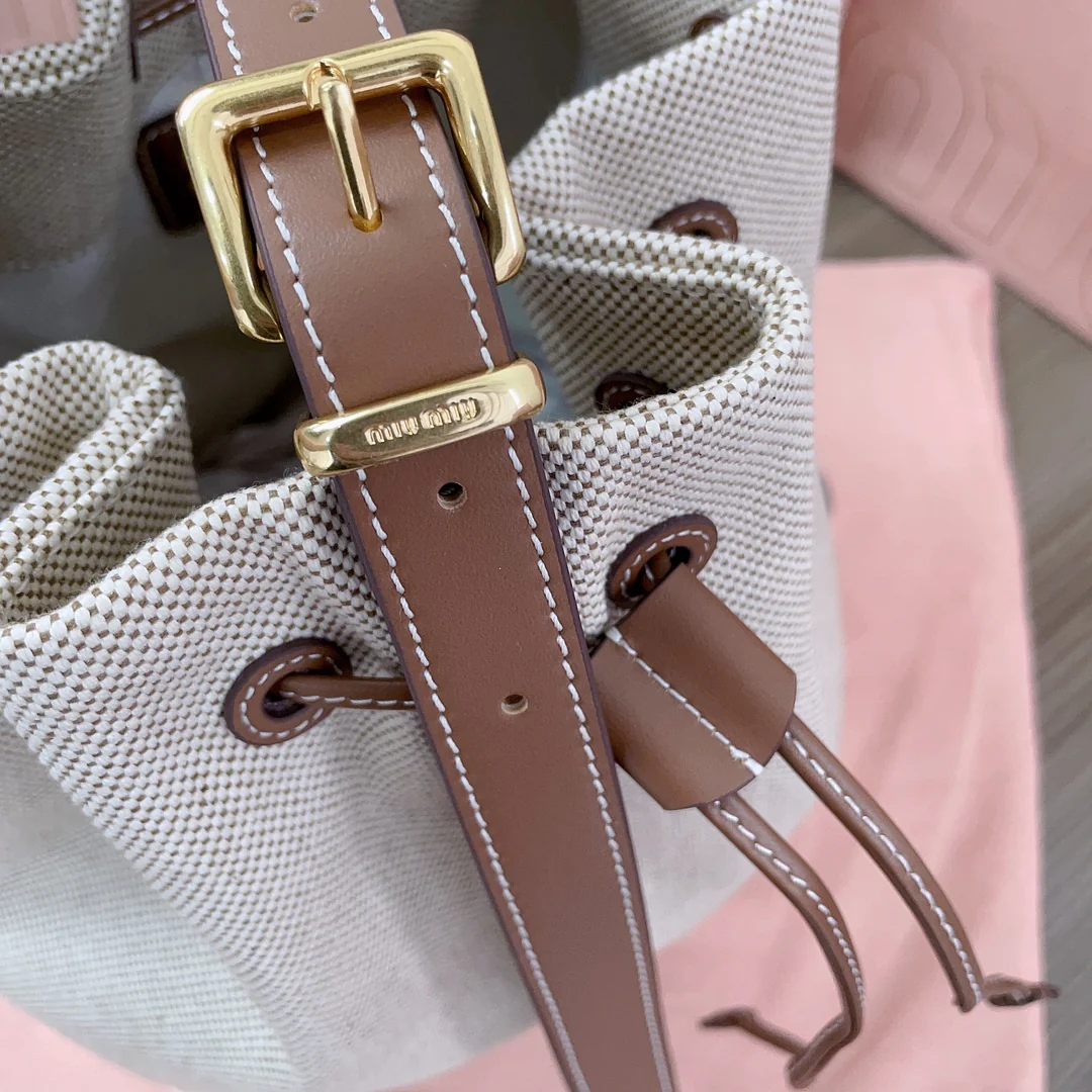 Сумка-тоут Miu Miu Ivy - Большая сумка-ведро - Лоскутное шитье из холста и кожи