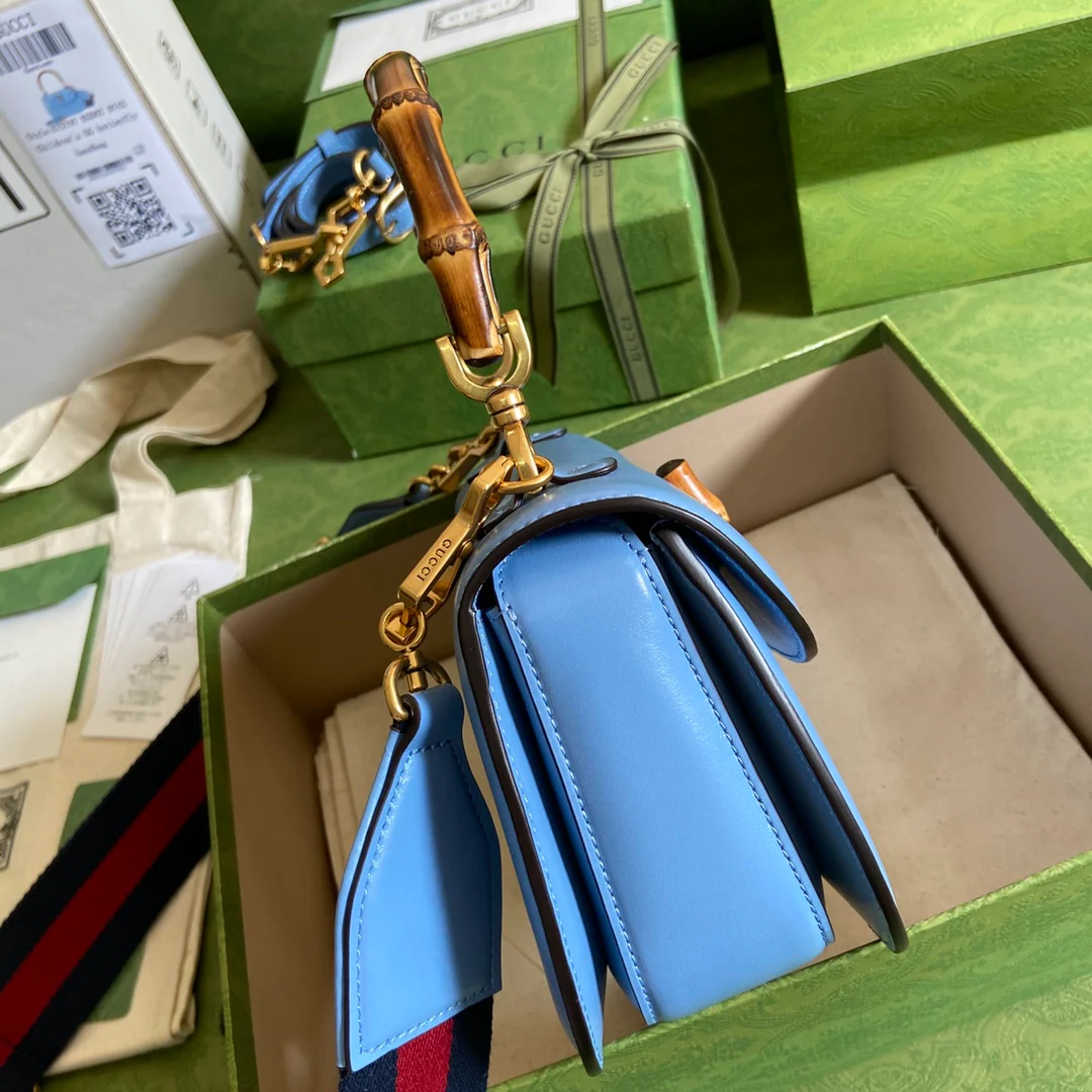 Маленькая сумочка Gucci с бамбуковой ручкой - 21x15x7 см - 2 шт.