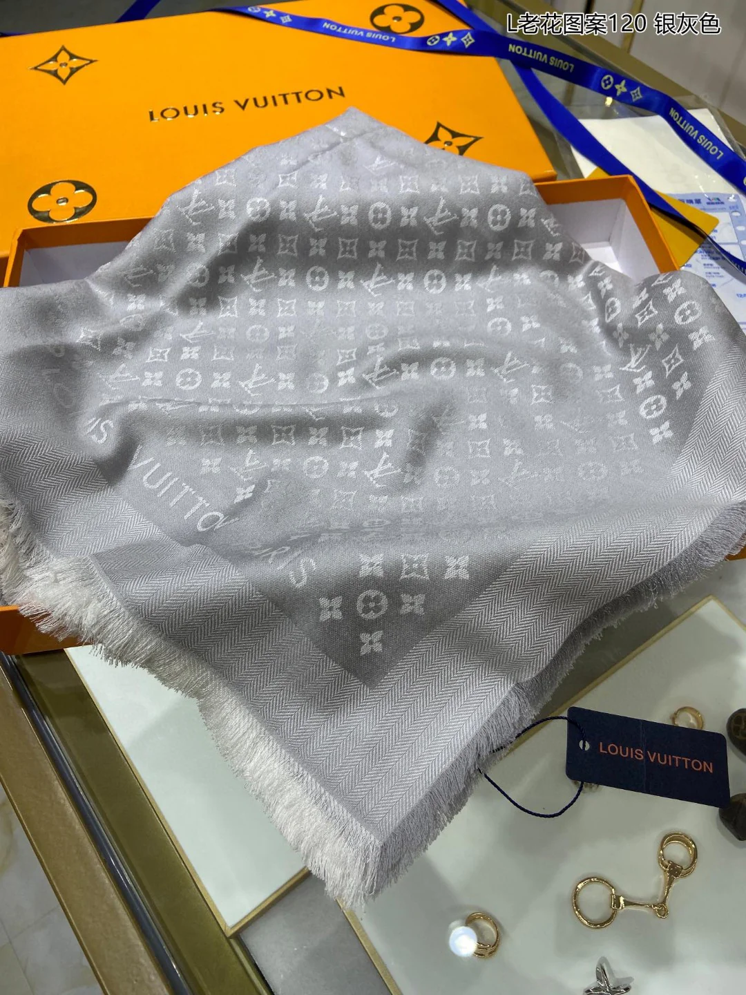 Шарф LV Monogram - 120 см - Шелк и шерсть - Серый