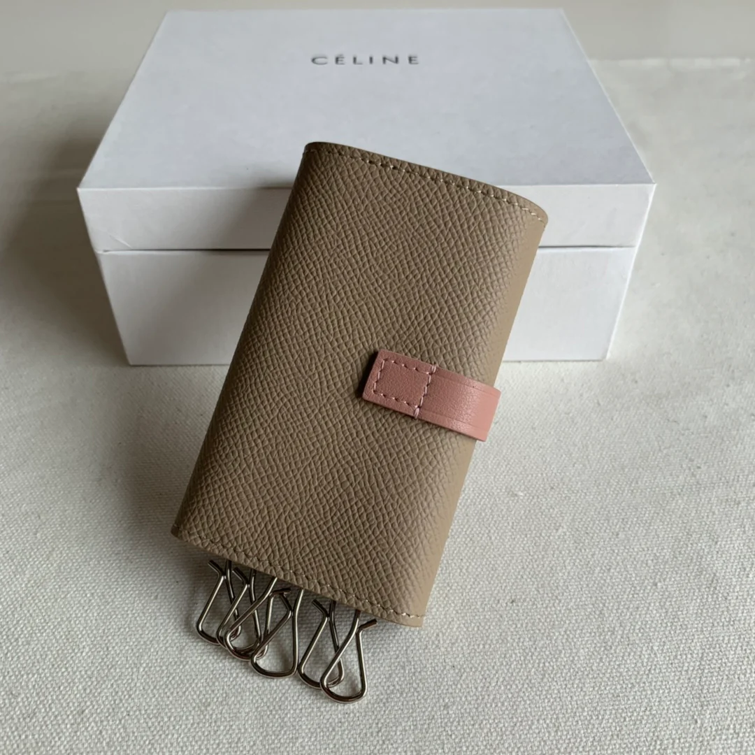 Чехол для ключей Celine 1