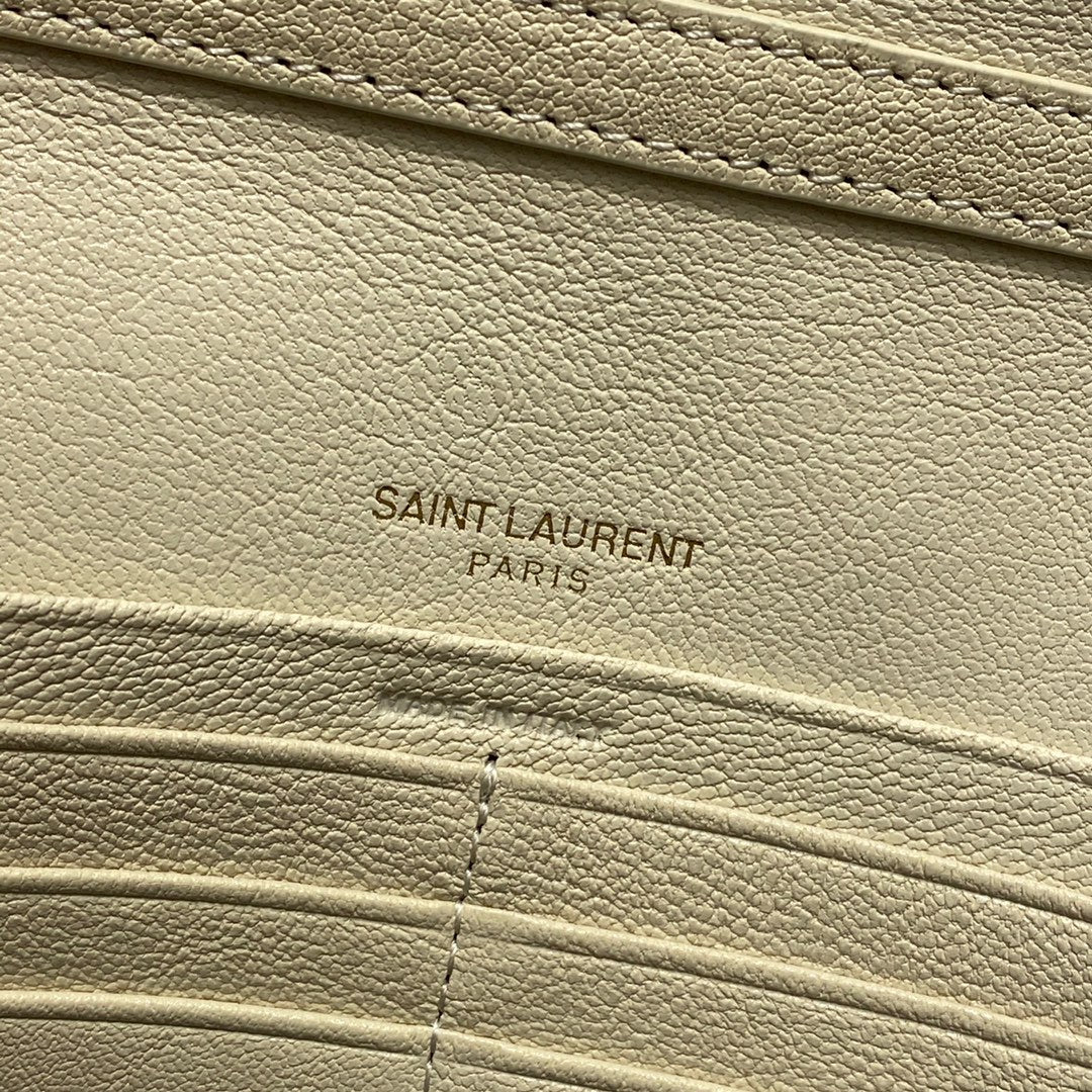 Сумка YSL-Becky из овечьей кожи с ромбовидной стёжкой и цепочкой