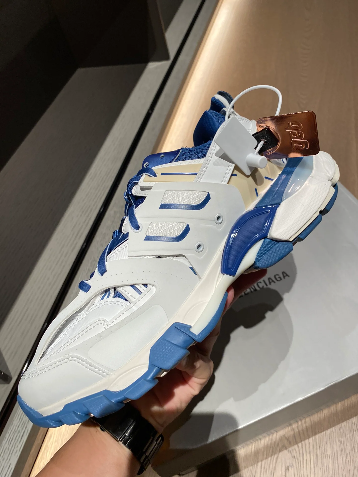 Balenciaga - Dad Shoes - 4