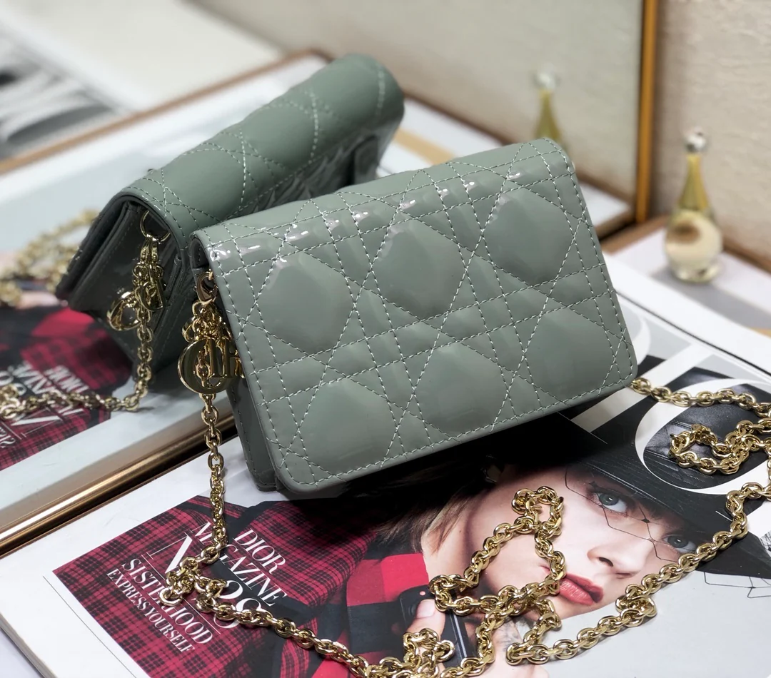 Dior Lady Dior Nano 链条卡包／腰包