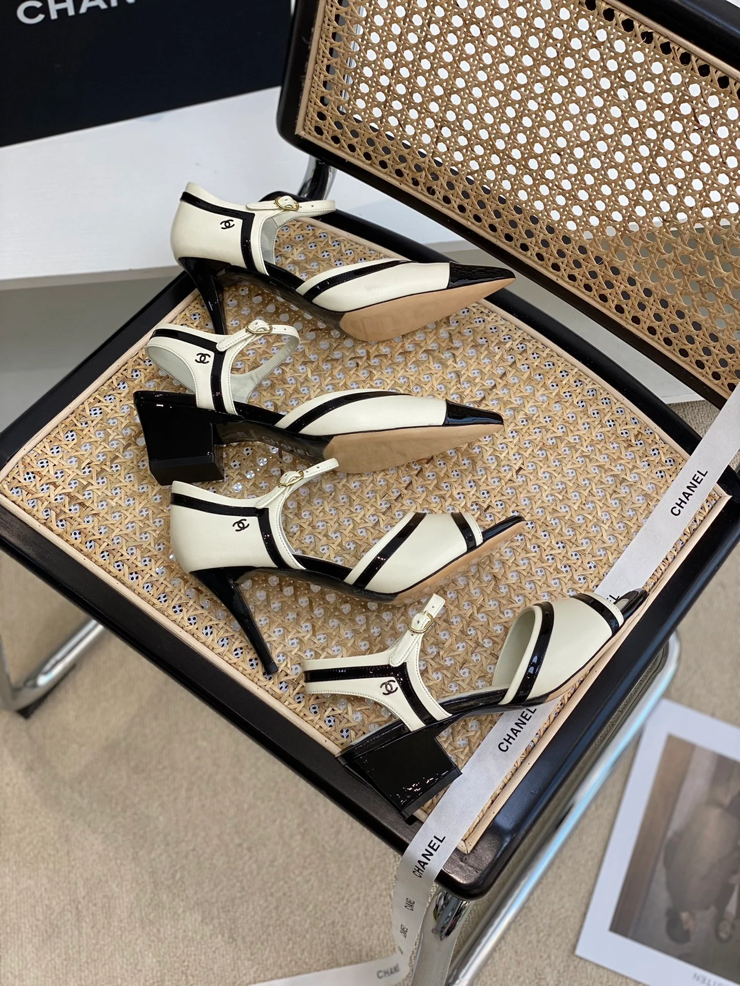 Туфли Chanel на высоком каблуке с острым носком - 8