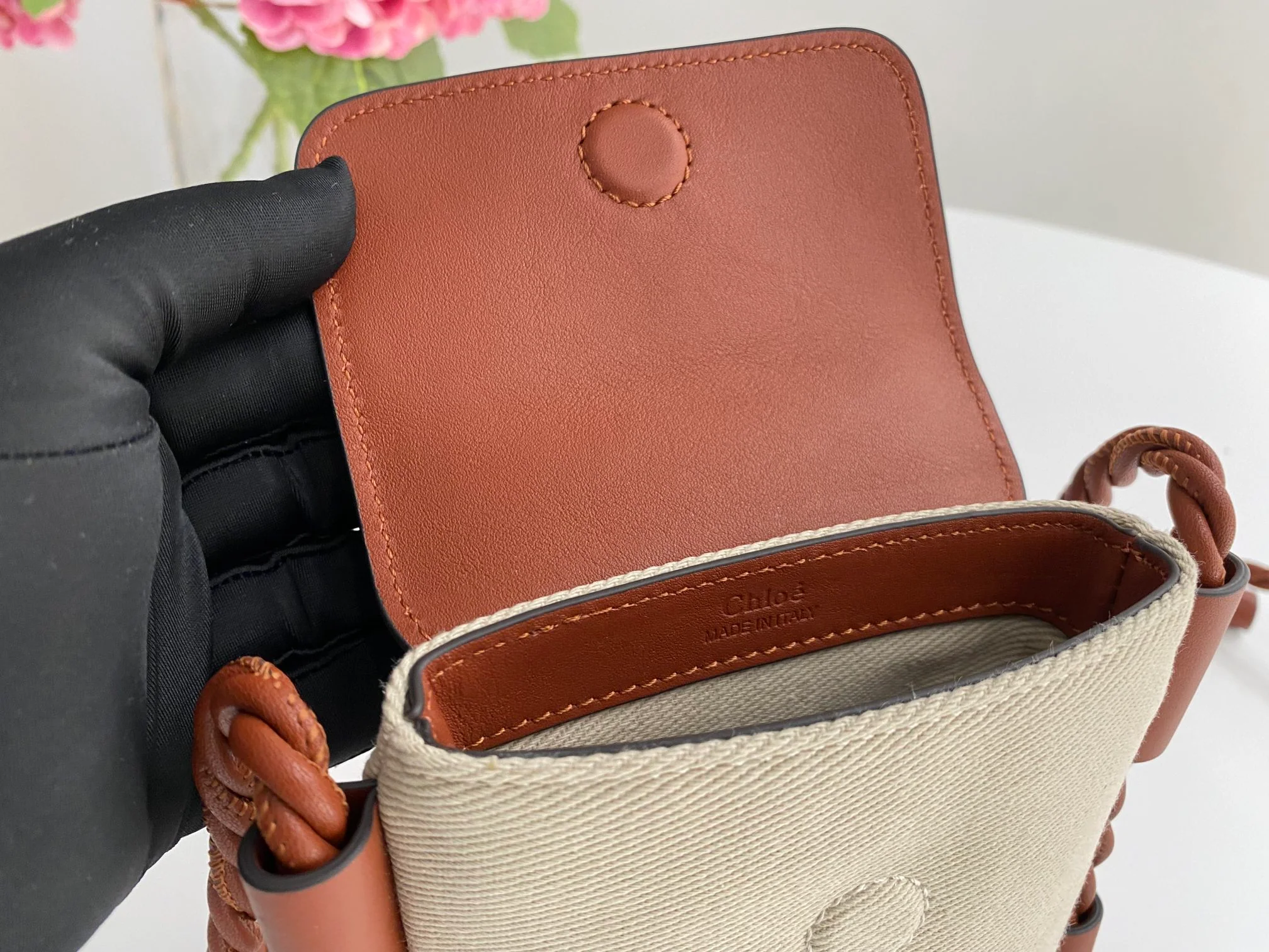 Сумка для телефона Chloe Key X - коричневая