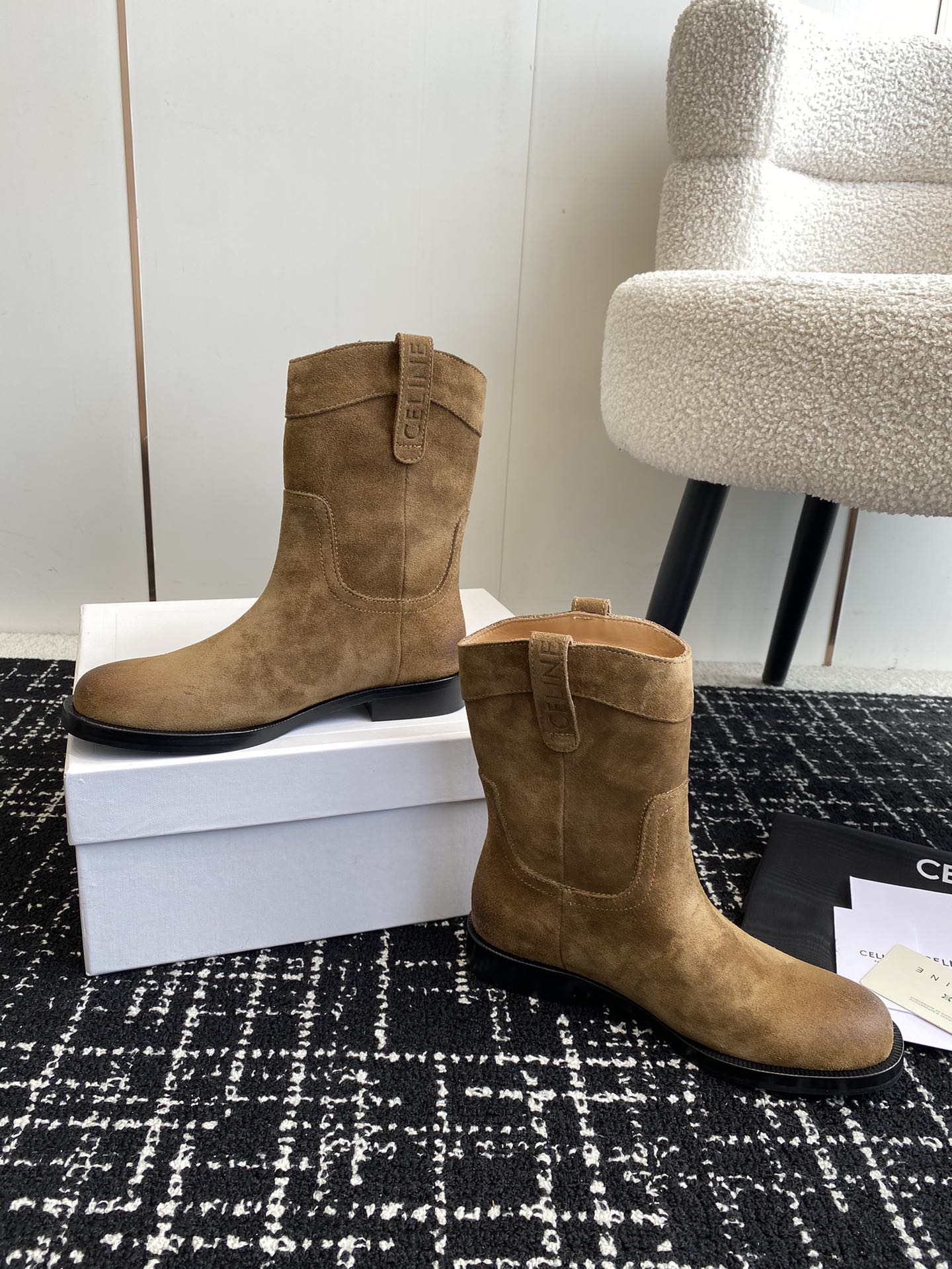 Ботильоны Celine 2024 в стиле ретро на массивном каблуке - кофейно-коричневый